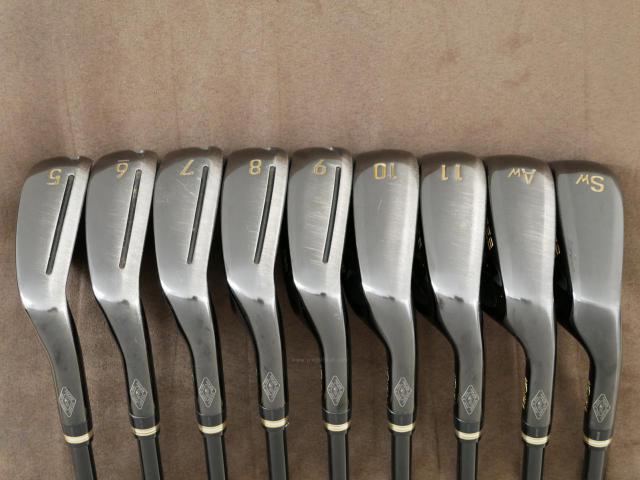 Iron set : Honma : ชุดเหล็ก Honma Beres Black Forged (ออกปี 2022 สวยมากๆ) มีเหล็ก 5-11,Aw,Sw (9 ชิ้น เทียบเท่า 4-Pw,Aw,Sw) ก้าน ARMRQ MX Flex R