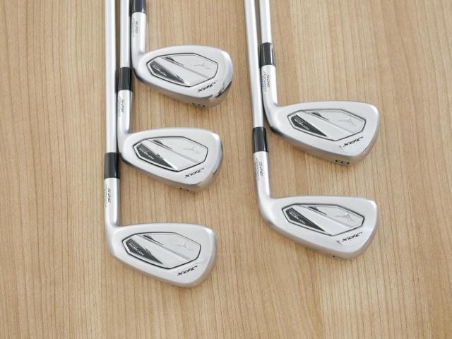 Iron set : Mizuno : ชุดเหล็ก Mizuno JPX 925 Hot Metal Pro (รุ่นล่าสุด ออกปี 2024 ตัวท๊อป ตีง่าย นุ่ม ไกลมาก) มีเหล็ก 7-Pw,Aw (5 ชิ้น) ก้านกราไฟต์ Fujikura MCI 80 Flex S