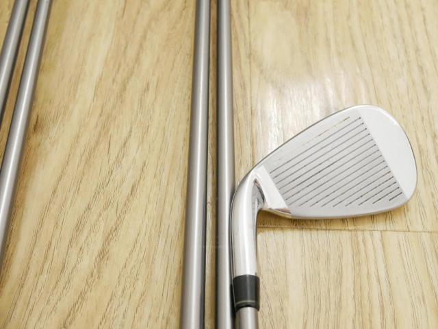 Iron set : Taylormade : ชุดเหล็ก Taylormade Gloire (รุ่นท๊อปสุด Japan Spec. ใบใหญ่ ตีง่าย ไกล) มีเหล็ก 6-Pw (5 ชิ้น) ก้านกราไฟต์ Flex R