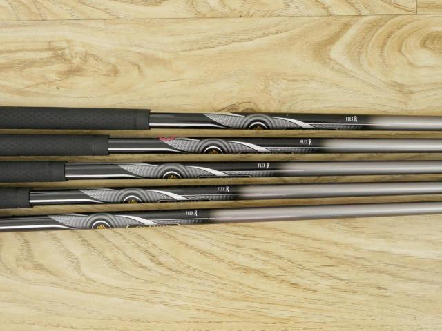 Iron set : Taylormade : ชุดเหล็ก Taylormade Gloire (รุ่นท๊อปสุด Japan Spec. ใบใหญ่ ตีง่าย ไกล) มีเหล็ก 6-Pw (5 ชิ้น) ก้านกราไฟต์ Flex R