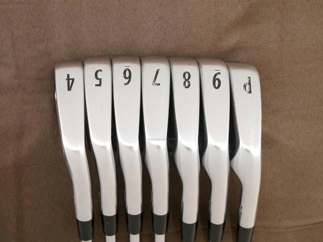 Iron set : Titleist : ชุดเหล็ก Titleist 712 CB Forged มีเหล็ก 4-Pw (7 ชิ้น) ก้านเหล็ก NS Pro 950 Flex S