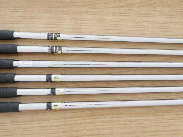 Iron set : Taylormade : ชุดเหล็ก Taylormade P750 Forged (คม นุ่ม แน่น) มีเหล็ก 5-Pw (6 ชิ้น) ก้านเหล็ก Dynamic Gold S200