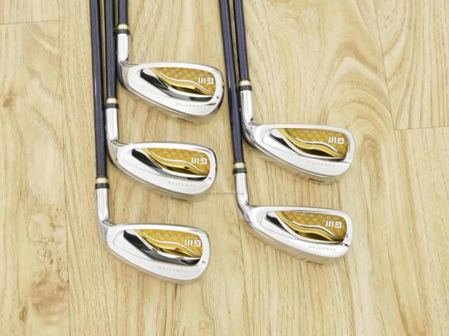 Iron set : Daiwa : ชุดเหล็ก Daiwa GIII (รุ่นท๊อปสุดๆ ของใหม่ 8 หมื่นบาท ออกปี 2016 หน้าเด้งสุดๆ COR 0.825 ใบใหญ่ ตีไกลมาก) มีเหล็ก 7-10,Pw (5 ชิ้น) ก้านกราไฟต์ Flex R