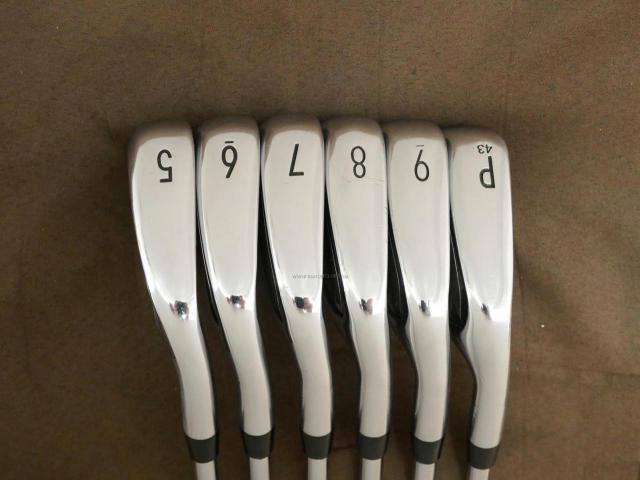 Iron set : Titleist : ชุดเหล็ก Titleist T200 (รุ่นปี 2020) มีเหล็ก 5-Pw (6 ชิ้น) ก้านเหล็ก NS Pro Modus 120 Flex S