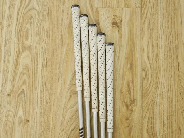 Iron set : Katana : ชุดเหล็กกระเทย Katana Voltio II G Series Hi (ตีง่ายมากๆ ไกลมาก) มีเหล็ก 7-Pw,Aw (5 ชิ้น) ก้าน Tour AD KT-5 Flex R