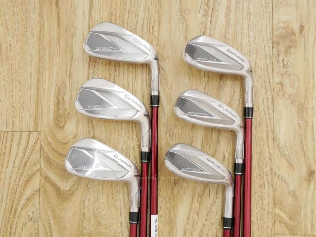 Lady club : All : **ของใหม่ ยังไม่แกะพลาสติก** ชุดเหล็ก Taylormade Stealth (ออกปี 2022 Japan Spec.) มีเหล็ก 7-Pw,Aw,Sw (6 ชิ้น) ก้านกราไฟต์ Mitsubishi Tensei TM40 Flex A (Lady)