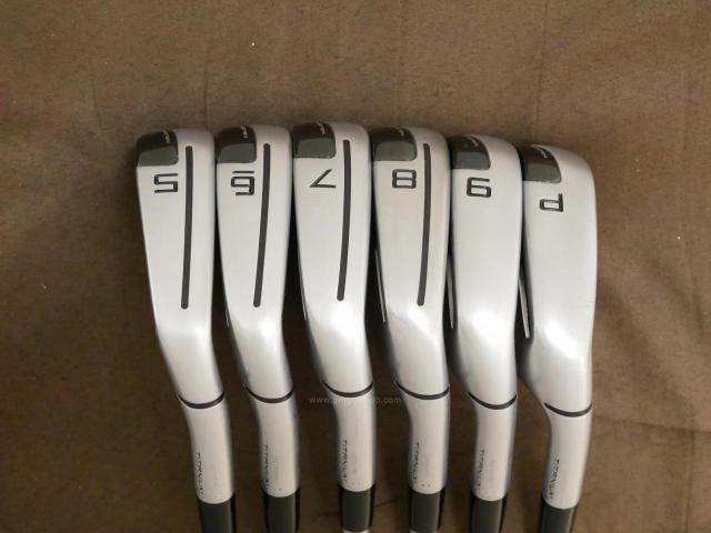 Iron set : Taylormade : ชุดเหล็ก Taylormade P790TI (ตัวท้อปสุด แพงสุด พรีเมียมสุดของ TM.) มีเหล็ก 5-Pw (6 ชิ้น) ก้านกราไฟต์ Fujikura MCI 90 Flex R