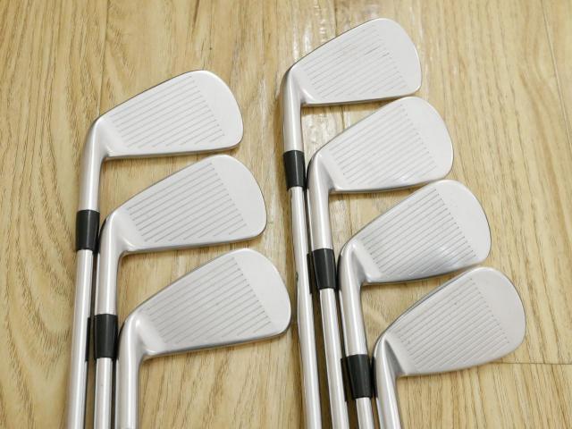 Iron set : Taylormade : ชุดเหล็ก Taylormade P790 (ตัวท้อปสุด ออกปี 2019) มีเหล็ก 4-Pw (7 ชิ้น) ก้านเหล็ก NS Pro Modus 105 Flex S