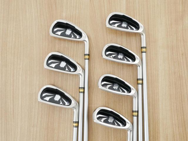 Iron set : Other Brand : ชุดเหล็ก Quelot Aerial (ใบใหญ่ ตีง่าย ไกล) มีเหล็ก 5-Pw,Aw (7 ชิ้น) ก้านกราไฟต์ Fujikura MCI 50 Flex R