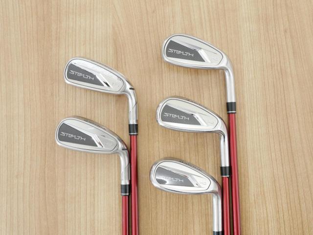 Lady club : All : ชุดเหล็ก Taylormade Stealth HD (ออกปี 2022 Japan Spec. ใบใหญ่มาก ตีง่ายสุดๆ) มีเหล็ก 7-Pw,Sw (5 ชิ้น) ก้านกราไฟต์ Mitsubishi Tensei TM40 Flex L