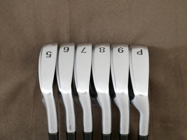 Iron set : Tourstage : ชุดเหล็ก Tourstage VIQ (Forged) มีเหล็ก 5-Pw (6 ชิ้น) ก้านกราไฟต์ Flex R