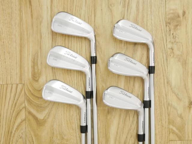 Iron set : Titleist : **ของใหม่ ยังไม่แกะพลาสติก** ชุดเหล็ก Titleist T100 Forged (รุ่นล่าสุด ออกปี 2023 นุ่ม แน่น คม) มีเหล็ก 5-Pw (6 ชิ้น) ก้านเหล็ก Dynamic Gold S200