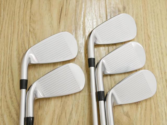 Iron set : Titleist : ชุดเหล็ก Titleist T400 (รุ่นล่าสุด ออกปี 2023 ตีง่ายที่สุด ไกลที่สุด) มีเหล็ก 6-Pw (5 ชิ้น) ก้านกราไฟต์ Titleist 3D401 i50 Flex R