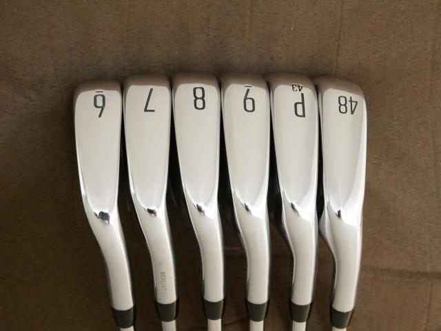 Iron set : Titleist : ชุดเหล็ก Titleist T350 Forged (รุ่นใหม่ล่าสุด ออกปี 2023) มีเหล็ก 6-Pw,48 (6 ชิ้น) ก้านเหล็ก NS Pro 880 AMC Flex S