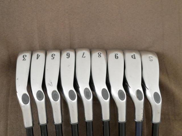 Iron set : Callaway : **มีตำหนิ** ชุดเหล็ก Callaway Big Bertha มีเหล็ก 3-Pw,Sw (9 ชิ้น) ก้านกราไฟต์ Flex R