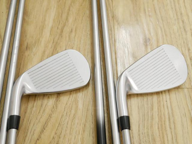 Iron set : Titleist : ชุดเหล็ก Titleist VG3 Type D Forged (รุ่นปี 2019 Japan Spec. ตีง่ายและไกลที่สุดของ Titleist) มีเหล็ก 5-Pw (6 ชิ้น) ก้านกราไฟต์ Mitsubishi VGI Flex R