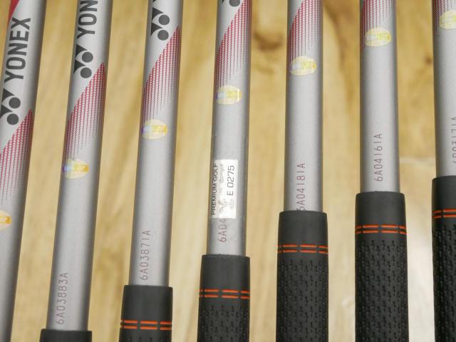 Iron set : Yonex : ชุดเหล็ก Yonex E-Zone XPG (รุ่นปี 2017 หน้าเด้ง ตีไกลมากๆ) มีเหล็ก 5-Pw,Aw (7 ชิ้น) ก้านกราไฟต์ Flex R