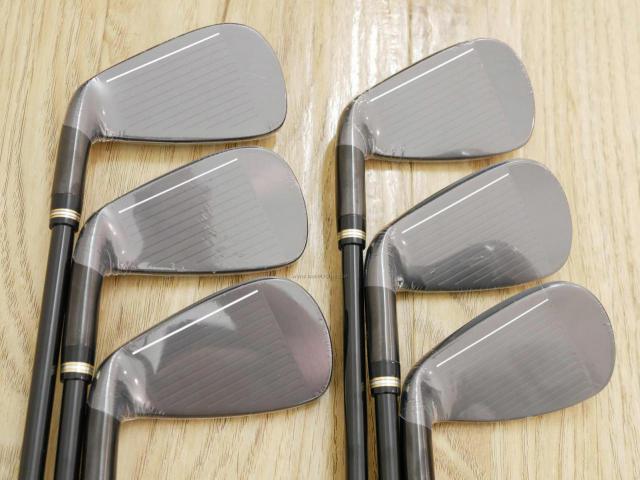 Iron set : Honma : **ของใหม่ ยังไม่แกะพลาสติก** ชุดเหล็ก Honma Beres Black Forged (รุ่นล่าสุด ปี 2022 สวยมากๆ) มีเหล็ก 6-11,Aw (7 ชิ้น เทียบเท่า 5-Pw,Aw) ก้าน ARMRQ MX Flex SR