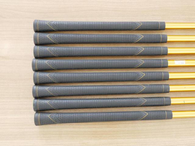 Iron set : Other Brand : ชุดเหล็ก Mutsumi Honma MH708X (ใบใหญ่ ตีง่าย ไกล) มีเหล็ก 5-Pw,Aw,Sw (8 ชิ้น) ก้านกราไฟต์ Flex R