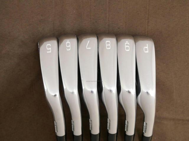 Iron set : Mizuno : ชุดเหล็ก Mizuno JPX 900 Forged (นุ่มมาก ตีง่าย ระยะดี) มีเหล็ก 5-Pw (6 ชิ้น) ก้านเหล็ก NS Pro Modus 105 Flex S