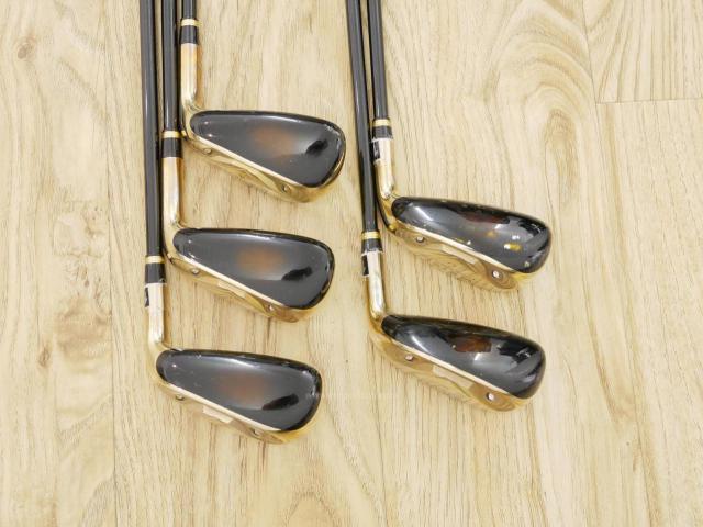 Iron set : Katana : ชุดเหล็กกระเทย Katana Voltio G Series มีเหล็ก 7-Pw,Aw (5 ชิ้น ระยะเทียบเท่า เหล็ก 6-Pw) ก้าน Tour AD VT-5 Flex R