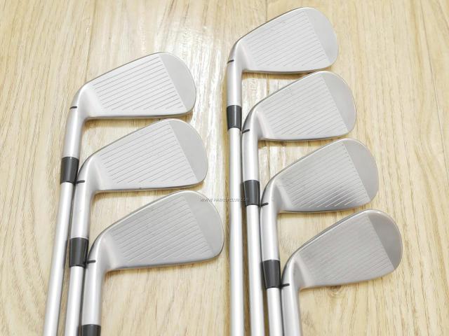 Iron set : Taylormade : ชุดเหล็ก Taylormade P790TI (ตัวท้อปสุด แพงสุด พรีเมียมสุดของ TM.) มีเหล็ก 5-Pw,Aw (7 ชิ้น) ก้านกราไฟต์ Fujikura MCI 60 Flex R