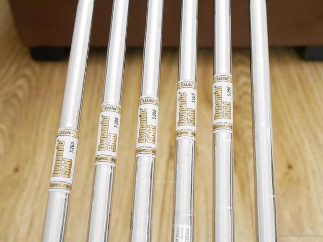 Iron set : Titleist : ชุดเหล็ก Titleist AP2 716 Forged มีเหล็ก 5-Pw (6 ชิ้น) ก้านเหล็ก Dynamic Gold AWT S200