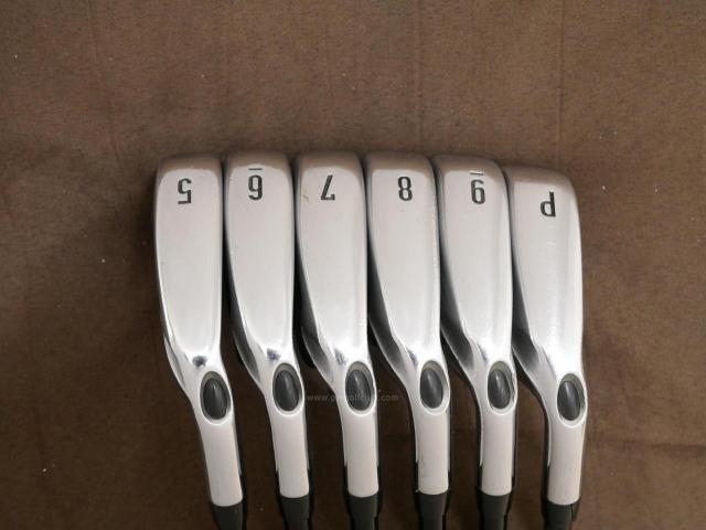 Iron set : Callaway : ชุดเหล็ก Callaway Collection (ตีง่าย ไกล) มีเหล็ก 5-Pw (6 ชิ้น) ก้านกราไฟต์ Flex R