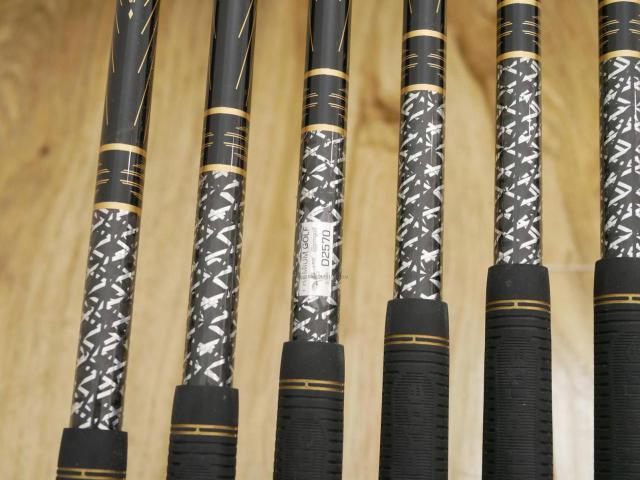 Iron set : Honma : ชุดเหล็ก Honma Beres Black Forged (รุ่นปี 2022 สวยมากๆ) มีเหล็ก 6-11 (6 ชิ้น เทียบเท่า 5-Pw) ก้าน ARMRQ MX Flex SR