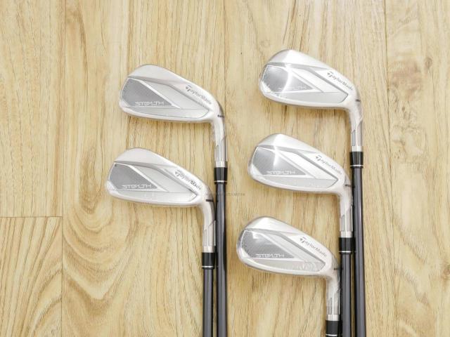 Iron set : Taylormade : **ของใหม่ ยังไม่แกะพลาสติก** ชุดเหล็ก Taylormade Stealth (ออกปี 2022 Japan Spec.) มีเหล็ก 6-Pw (5 ชิ้น) ก้านกราไฟต์ Mitsubishi Tensei TM60 Flex S