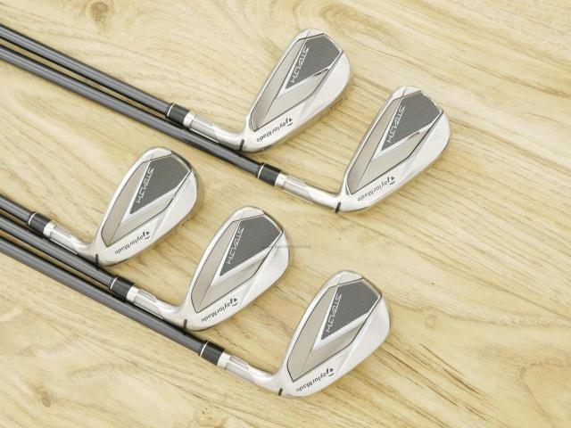 Iron set : Taylormade : ชุดเหล็ก Taylormade Stealth (ออกปี 2022 Japan Spec.) มีเหล็ก 6-Pw (5 ชิ้น) ก้านกราไฟต์ Mitsubishi Tensei TM60 Flex R