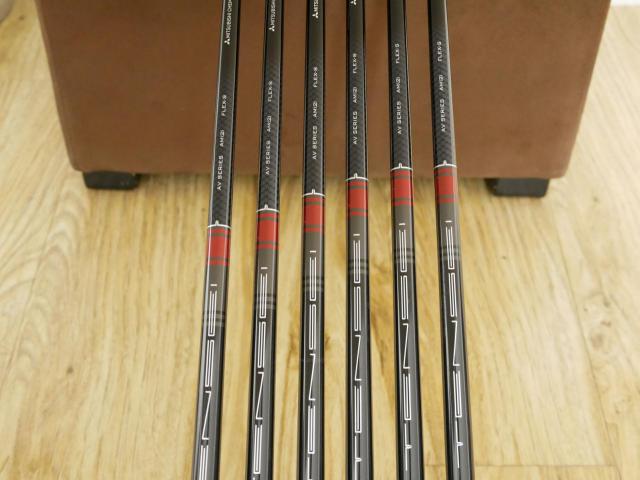 Iron set : Titleist : ชุดเหล็ก Titleist T350 Forged (รุ่นใหม่ล่าสุด ออกปี 2023) มีเหล็ก 6-Pw,48 (6 ชิ้น) ก้านกราไฟต์ Mitsubishi TENSEI AM2 Flex S