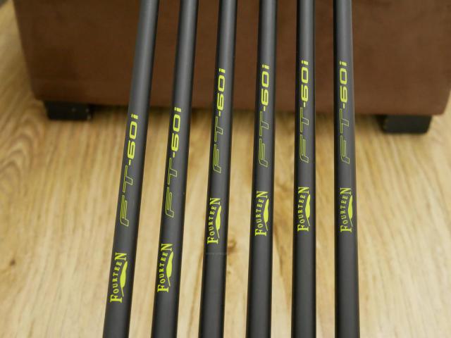 Iron set : Fourteen : ชุดเหล็ก Fourteen PC-3 (ปี 2022 ตีง่าย หน้าเด้ง) มีเหล็ก 5-Pw (6 ชิ้น) ก้านกราไฟต์ Flex R