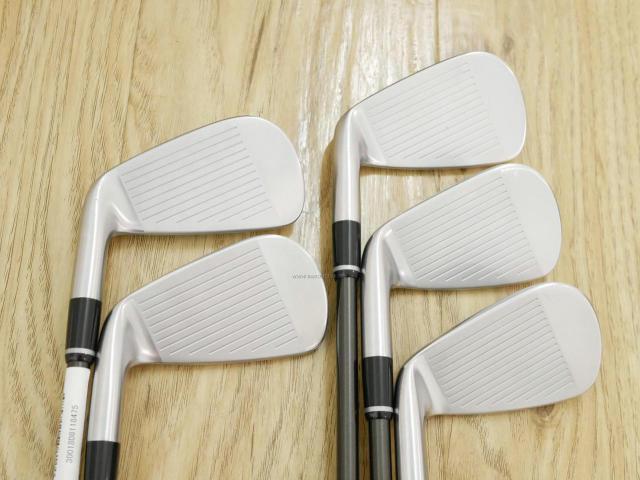 Iron set : PRGR : ชุดเหล็ก PRGR 05 Forged (รุ่นล่าสุด ปี 2023) มีเหล็ก 6-Pw (5 ชิ้น) ก้านกราไฟต์ Fujikura MCI Flex SR