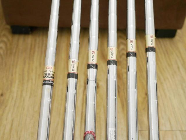 Iron set : Taylormade : ชุดเหล็ก Taylormade M4 (รุ่นปี 2018) มีเหล็ก 5-Pw (6 ชิ้น) ก้านเหล็ก REAX Japan SPEC 90 Flex S