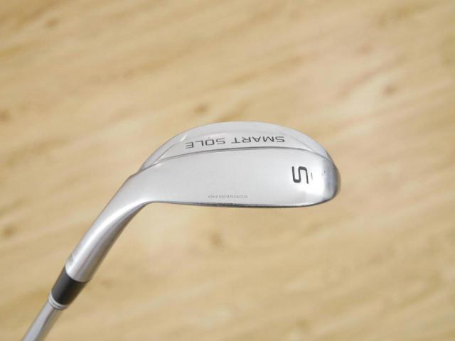 Wedge : Cleveland : Chipper Cleveland Smart Sole 3 Loft 56 ก้านเหล็ก Dynamic Gold X100