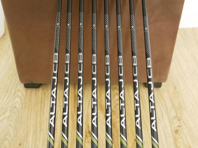 Iron set : Ping : ชุดเหล็ก Ping G430 (รุ่นล่าสุด ออกปี 2022 Japan Spec. ใบใหญ่ ง่าย ไกล) มีเหล็ก 6-W,45,50,54 (8 ชิ้น) ก้านกราไฟต์ Ping Alta J CB Flex R