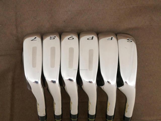 Iron set : Mizuno : ชุดเหล็ก Mizuno Intage Ti-Face (รุ่นท๊อป ใบใหญ่ ตีไกลมาก) มีเหล็ก 7-Pw,Aw,Sw (6 ชิ้น) ก้านกราไฟต์ Flex R2