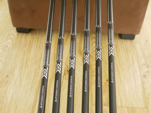 Iron set : PXG : ชุดเหล็ก PXG 0211 XCOR 2 Xtreme Dark (รุ่นปี 2023 หน้าเด้ง ตีไกลมากๆ) มีเหล็ก 5-Pw (6 ชิ้น) ก้านกราไฟต์ Mitsubishi MMT 70 Flex R