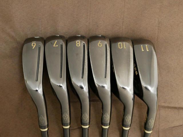 Iron set : Honma : ชุดเหล็ก Honma Beres Black Forged (ออกปี 2022 สวยมากๆ) มีเหล็ก 6-11 (6 ชิ้น เทียบเท่า 5-Pw) ก้าน ARMRQ MX Flex SR