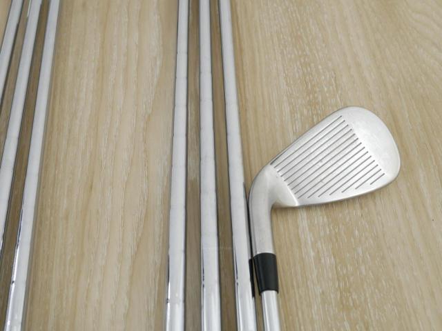 Iron set : Titleist : ชุดเหล็ก Titleist AP1 716 (ออกปี 2016) มีเหล็ก 5-Pw,Aw (7 ชิ้น) ก้านเหล็ก NS Pro 950 Flex R