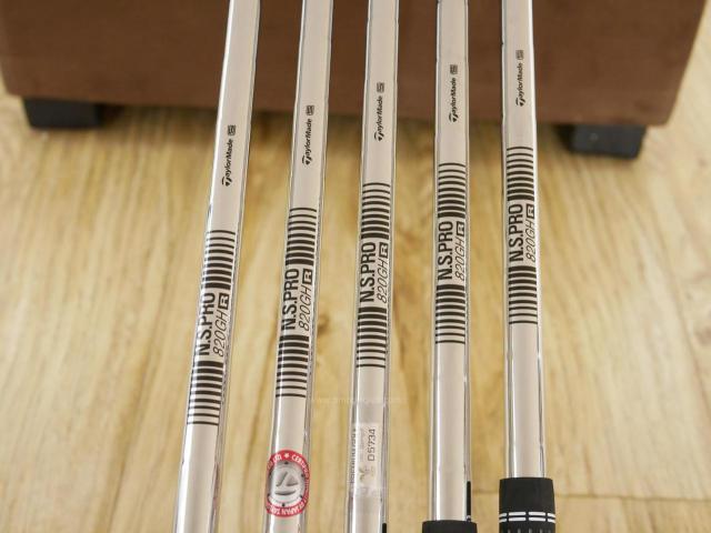 Iron set : Taylormade : ชุดเหล็ก Taylormade Qi (รุ่นล่าสุด ออกปี 2024 Japan Spec.) มีเหล็ก 6-Pw (5 ชิ้น) ก้านเหล็ก NS Pro 820GH Flex R