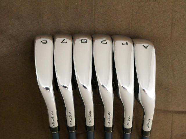 Iron set : Callaway : ชุดเหล็ก Callaway Paradym (ออกปี 2023 Japan Spec.) มีเหล็ก 6-Pw,Aw (6 ชิ้น) ก้านกราไฟต์ Fujikura VENTUS TR 5 Flex R